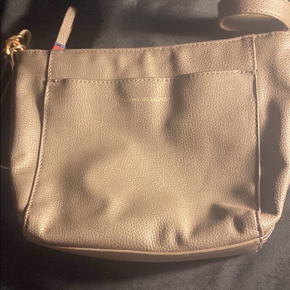 Tommy Hilfiger bag - Picture 1 of 1